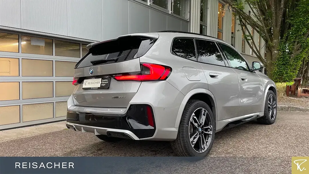 BMW X1 xDrive M Sport - Thumbnail 2