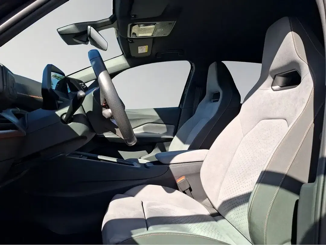 CUPRA Born - Thumbnail 10