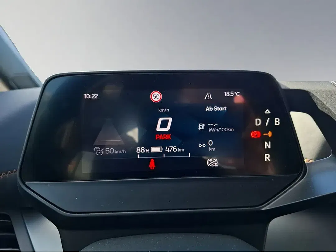 CUPRA Born - Thumbnail 12