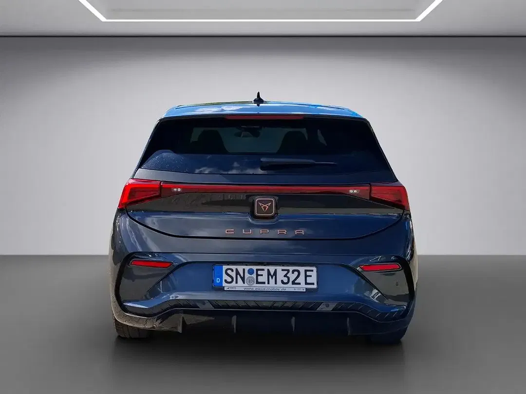 CUPRA Born - Thumbnail 4