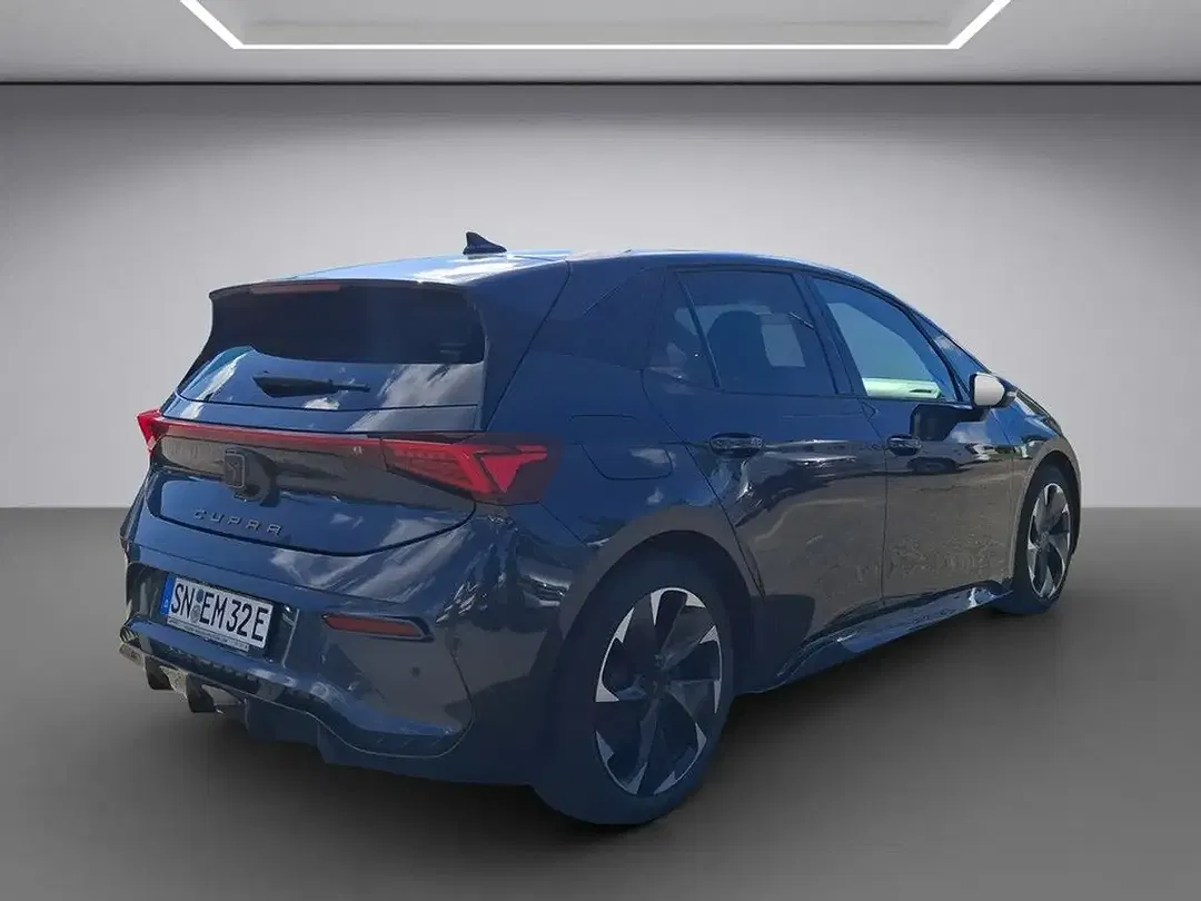 CUPRA Born - Thumbnail 5