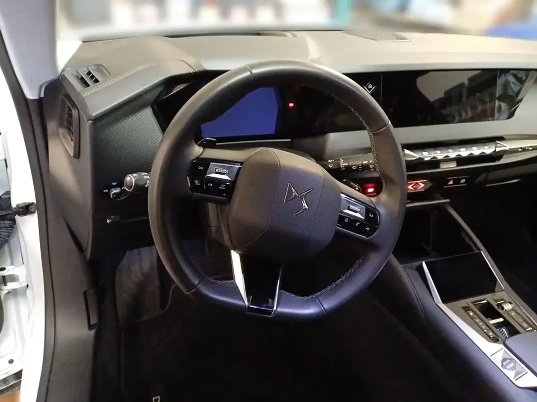 DS Automobiles DS 4 - foto 11