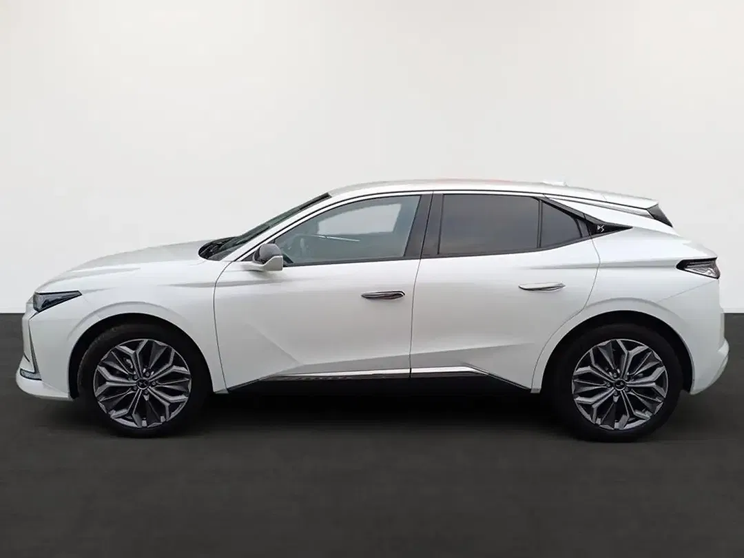 DS Automobiles DS 4 - Thumbnail 3