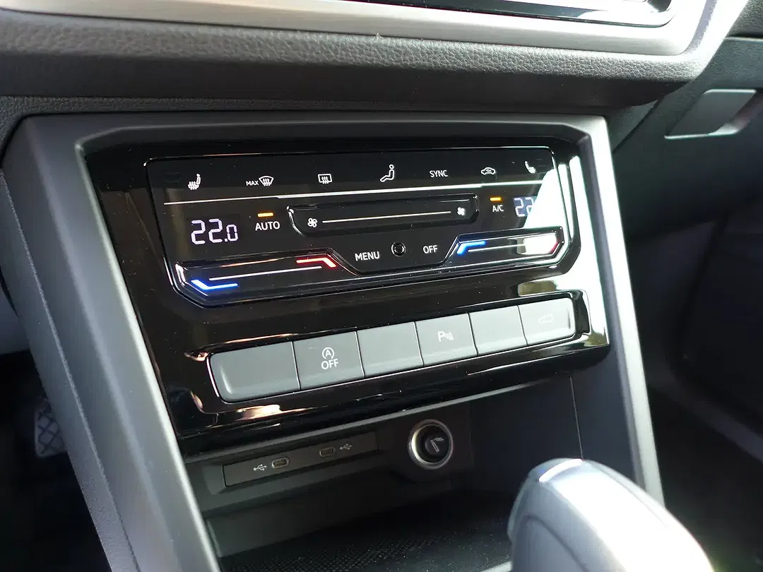 Volkswagen Touran 1.5 TSI DSG Comfortline - Thumbnail 6