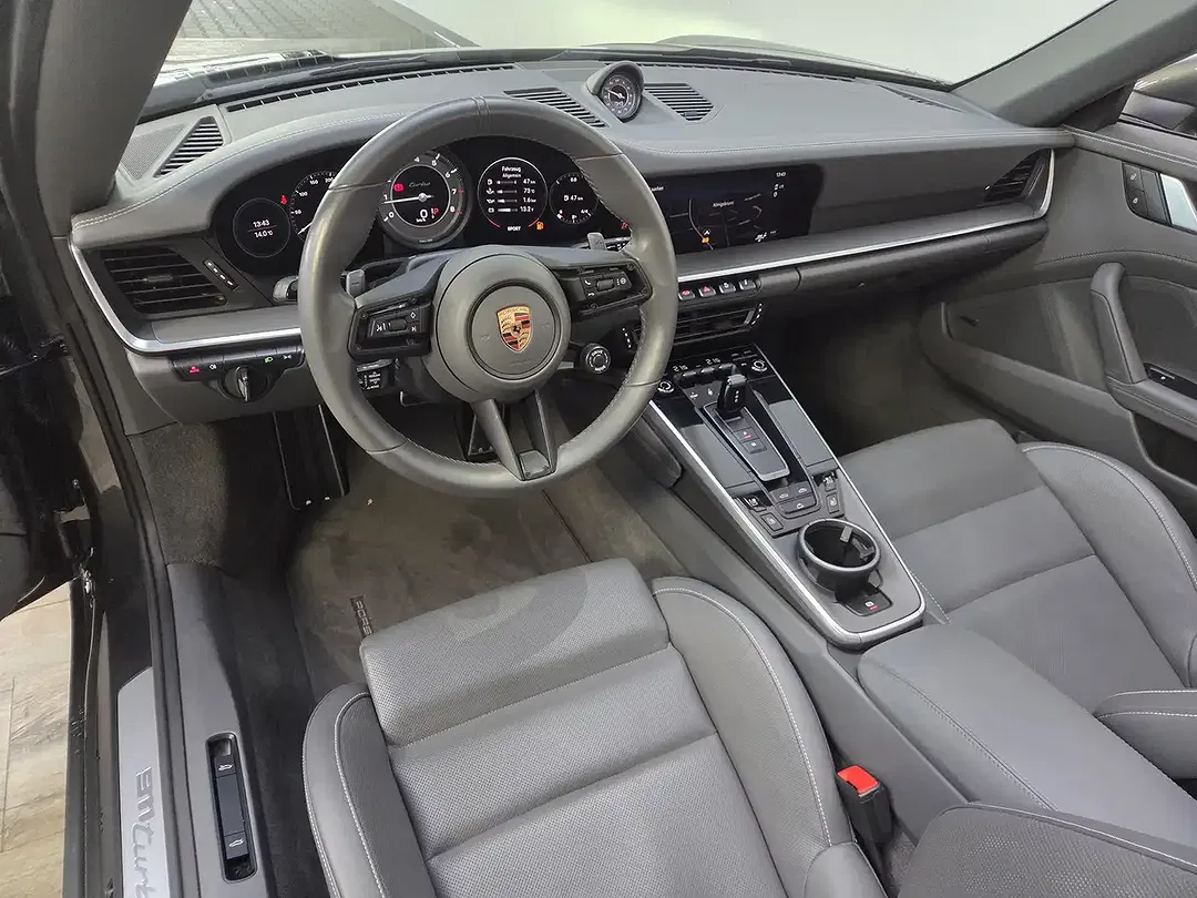 Porsche 992 Turbo Cabriolet - Thumbnail 14