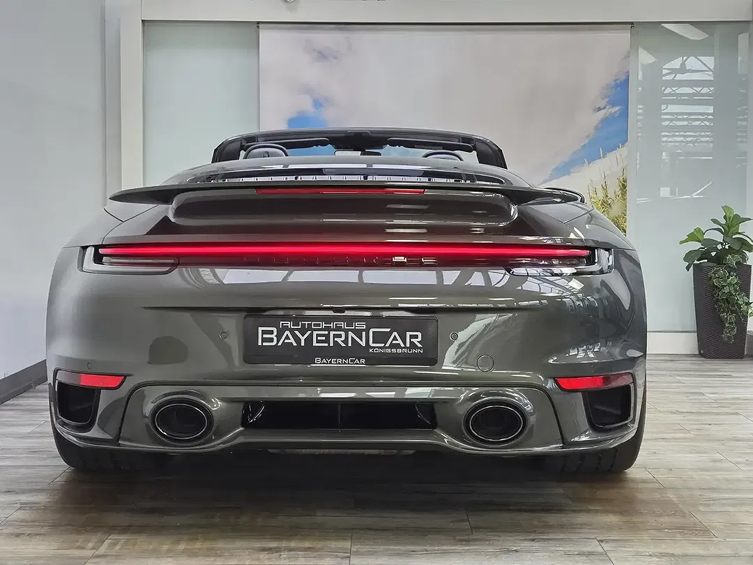 Porsche 992 Turbo Cabriolet - Thumbnail 5