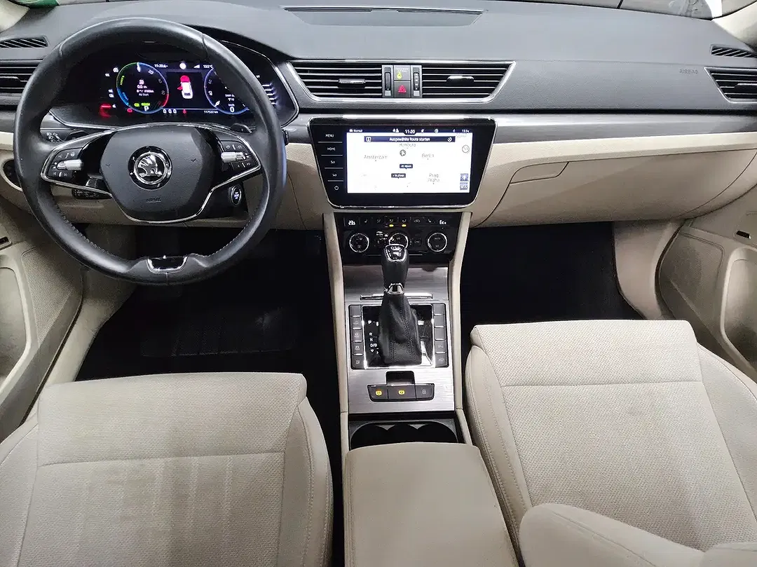 Skoda Superb 1.4 TSI iV Style - Thumbnail 5
