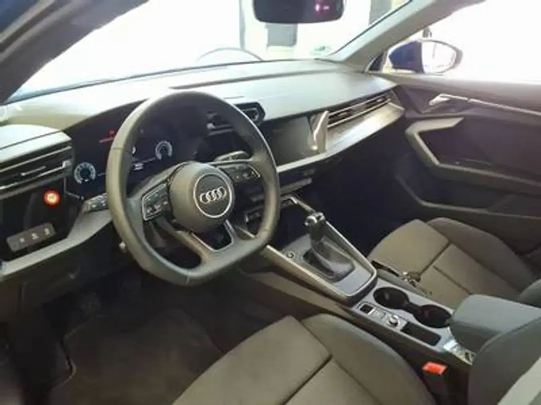 Audi A3 35 TFSI Sportback S line - Thumbnail 4