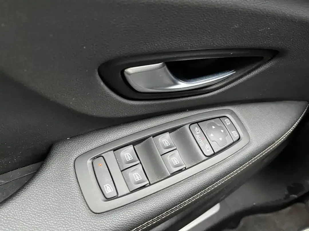 Renault Scenic TCe Limited - Thumbnail 11