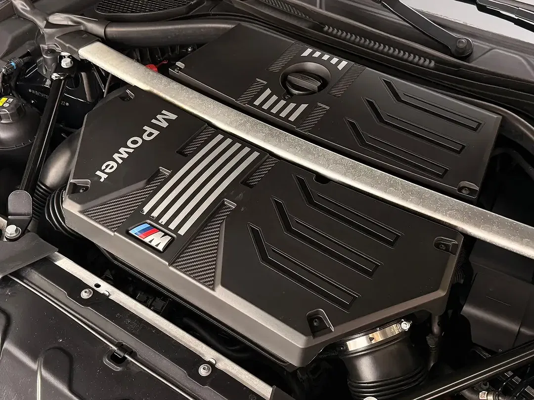 BMW X4 M xDrive Competition - Thumbnail 4