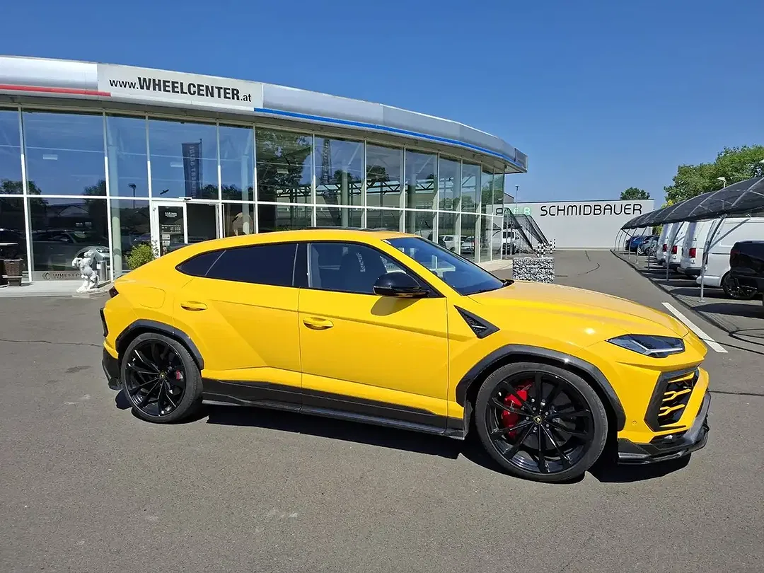 Lamborghini Urus AWD - Thumbnail 11