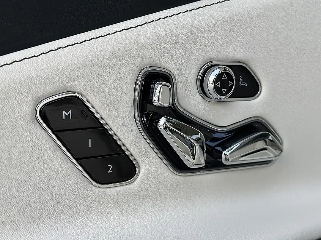 Bentley Flying Spur - Thumbnail 14