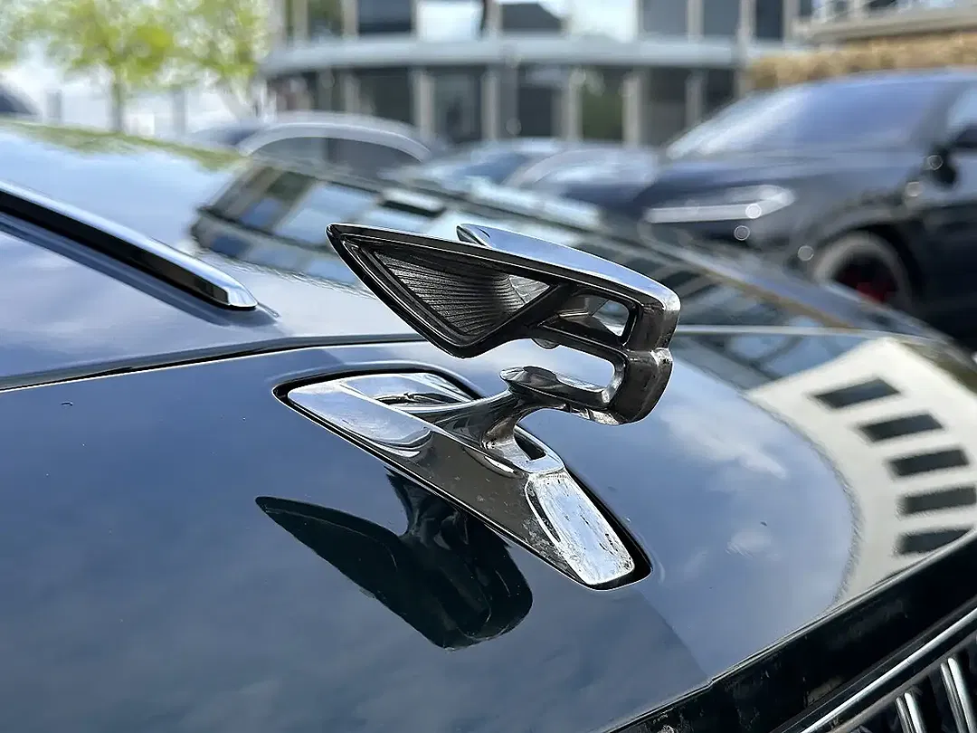 Bentley Flying Spur - Thumbnail 4