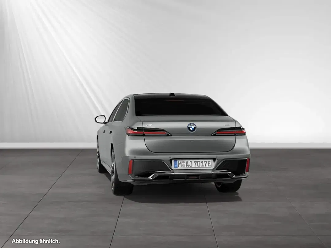 BMW i7 xDrive M Sport - Thumbnail 5