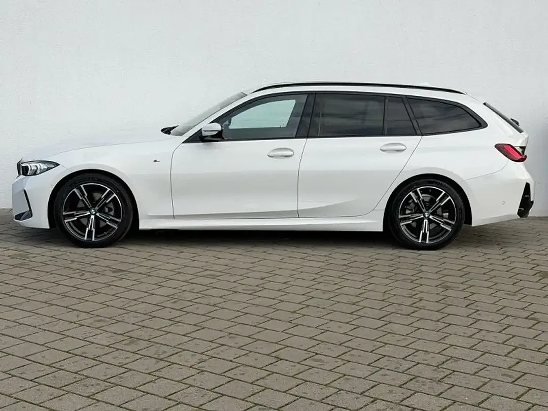 BMW 320 Touring M Sport - Thumbnail 5