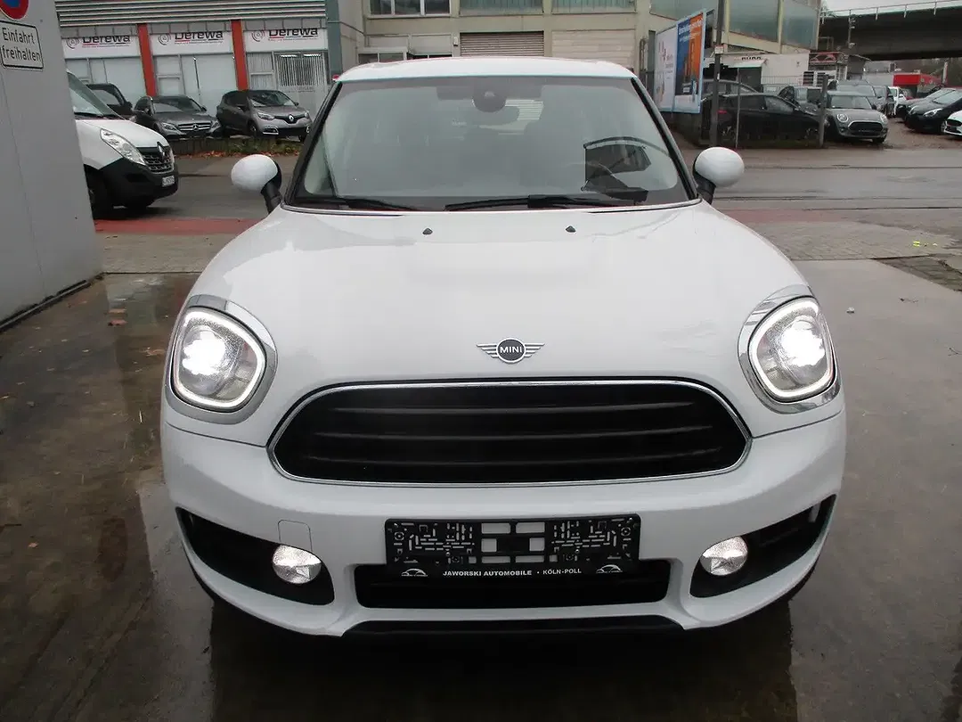 MINI One - Thumbnail 13