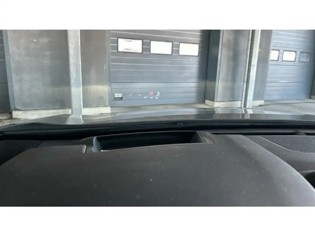 Lexus UX 300e Luxury - Thumbnail 8