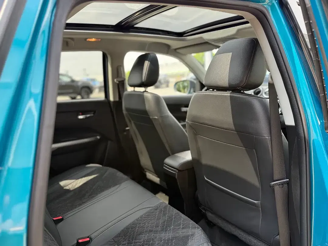 Suzuki Vitara 1.5 AGS Comfort+ - Thumbnail 10