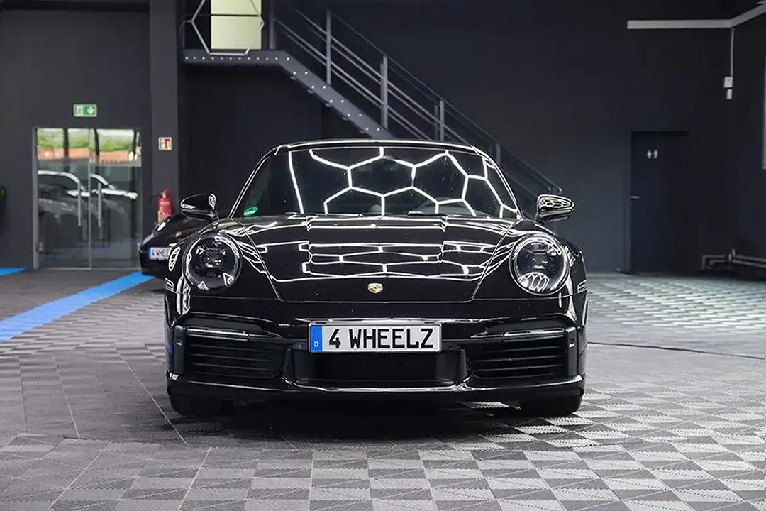 Porsche 911 Turbo - Thumbnail 7