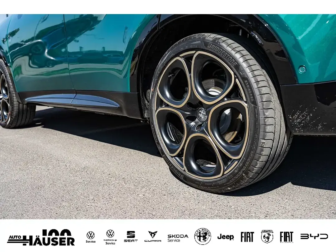 Alfa Romeo Tonale 1.3 PHEV Q4 Intensa - Thumbnail 6