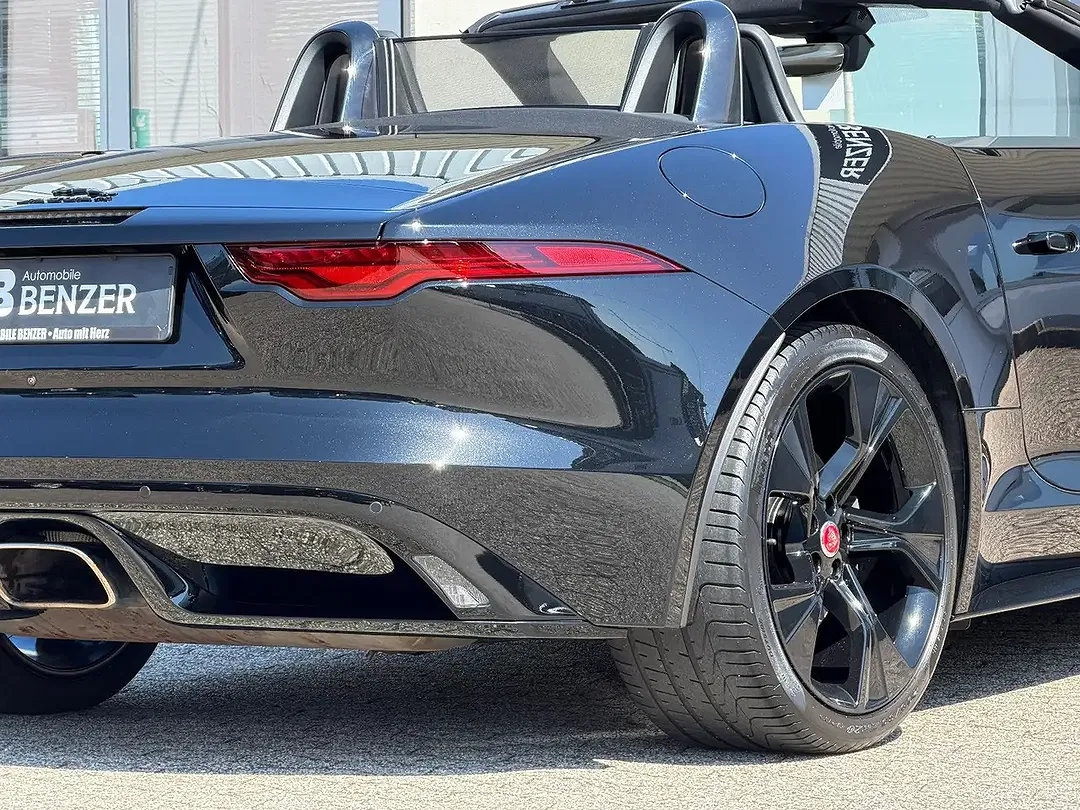 Jaguar F-Type R-Dynamic - Thumbnail 11