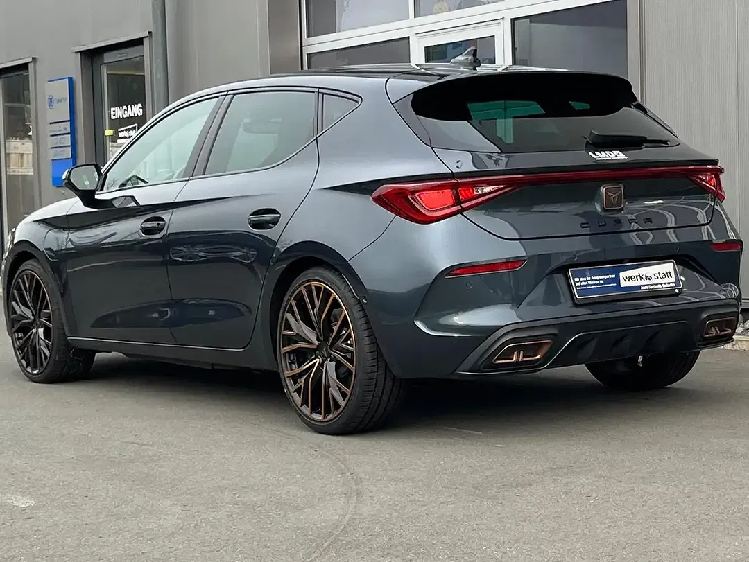 CUPRA Leon PHEV VZ - Thumbnail 4