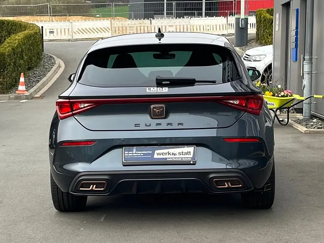 CUPRA Leon PHEV VZ - Thumbnail 5