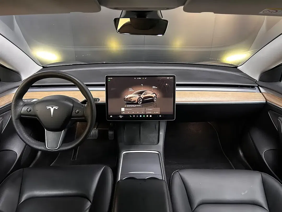 Tesla Model 3 AWD Dual Motor Long Range - Thumbnail 13