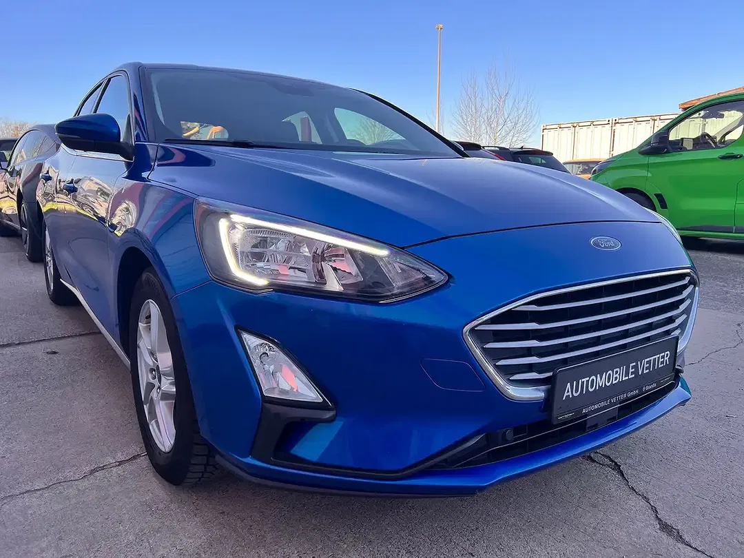 Ford Focus Cool & Connect - Thumbnail 3