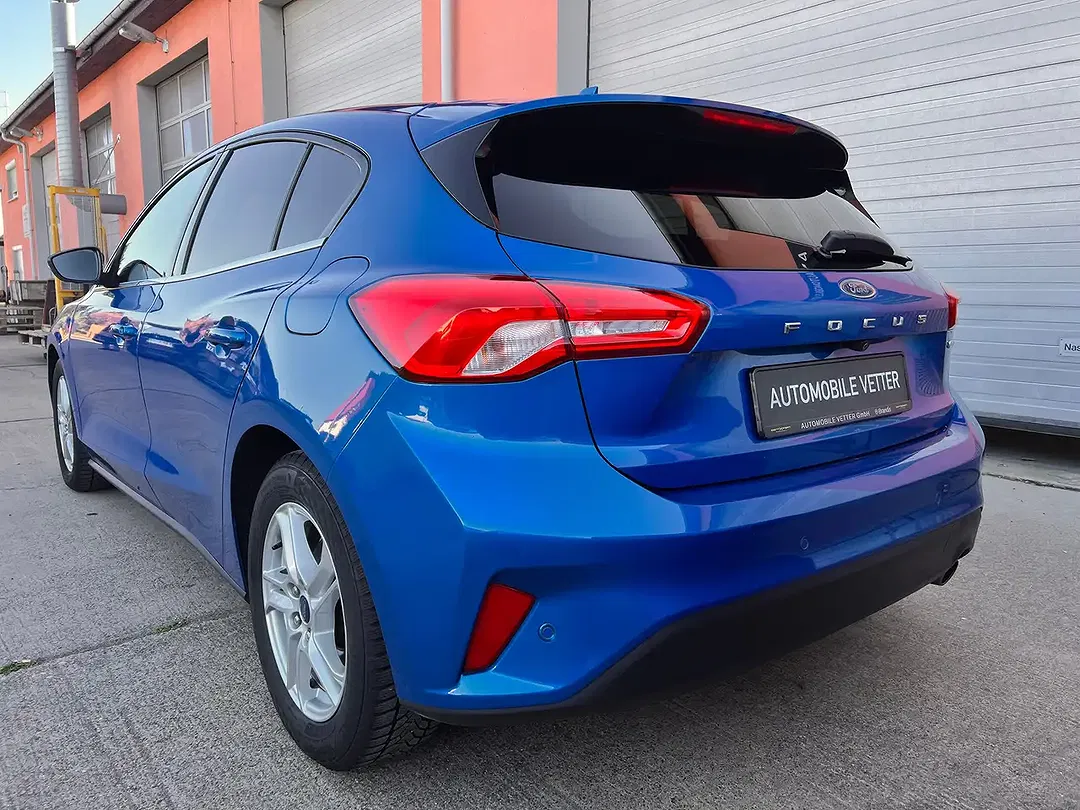 Ford Focus Cool & Connect - Thumbnail 4