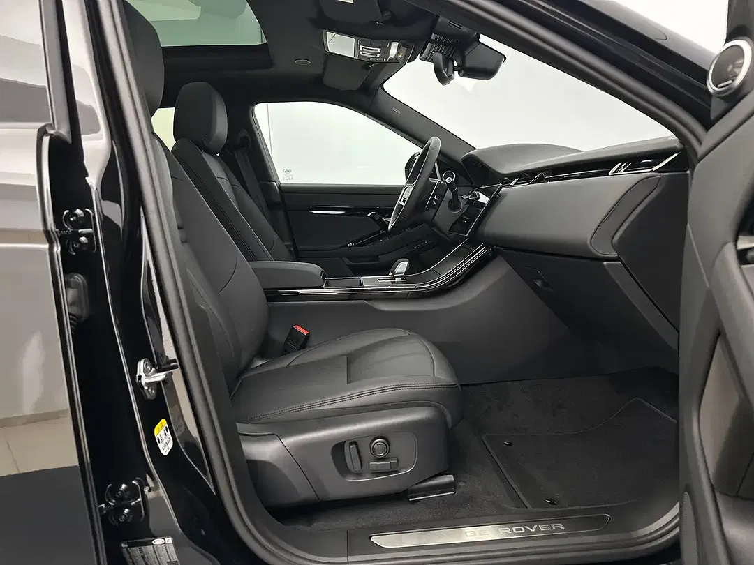 Land Rover Range Rover Evoque P270e 4x4 Dynamic SE - Thumbnail 3