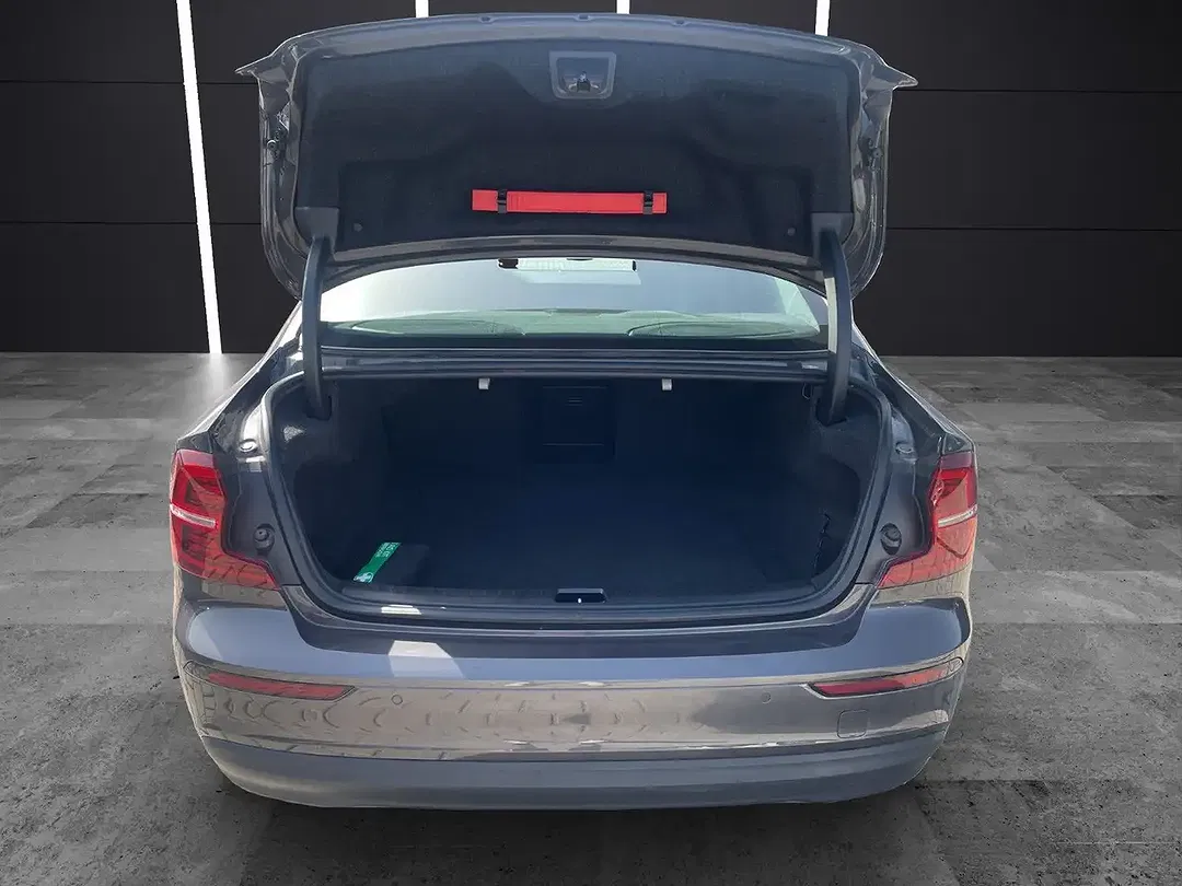 Volvo S60 Plus Dark - Thumbnail 17