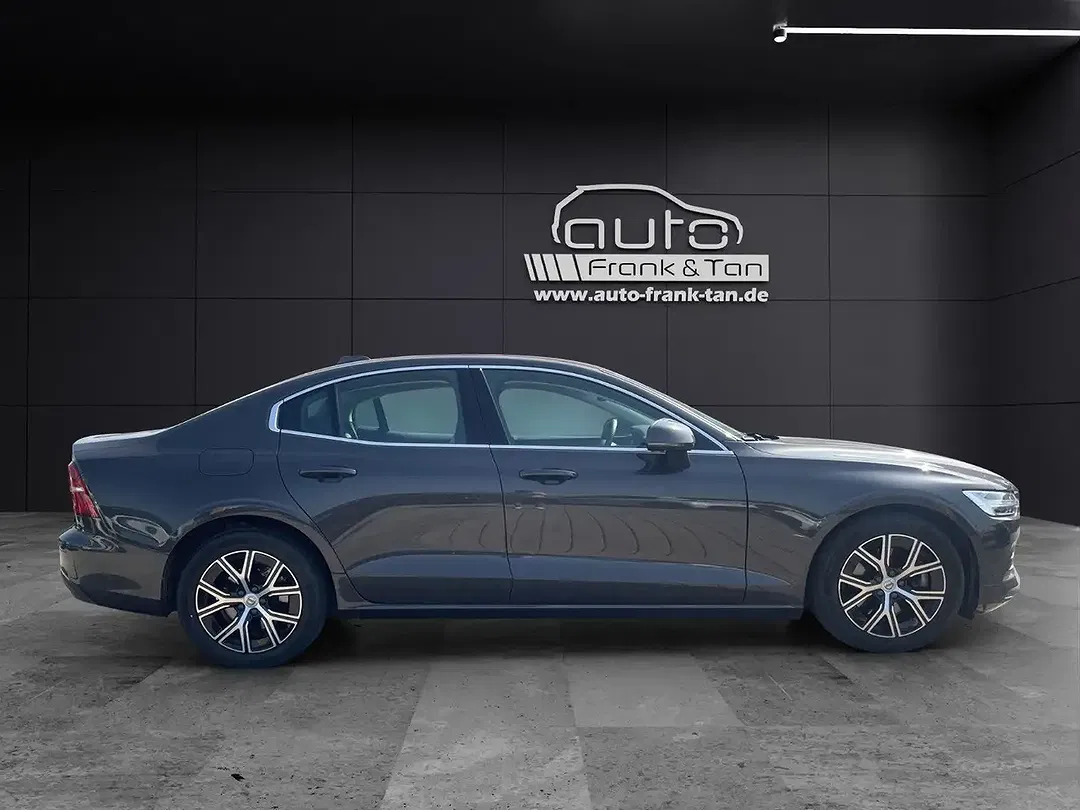 Volvo S60 Plus Dark - Thumbnail 7