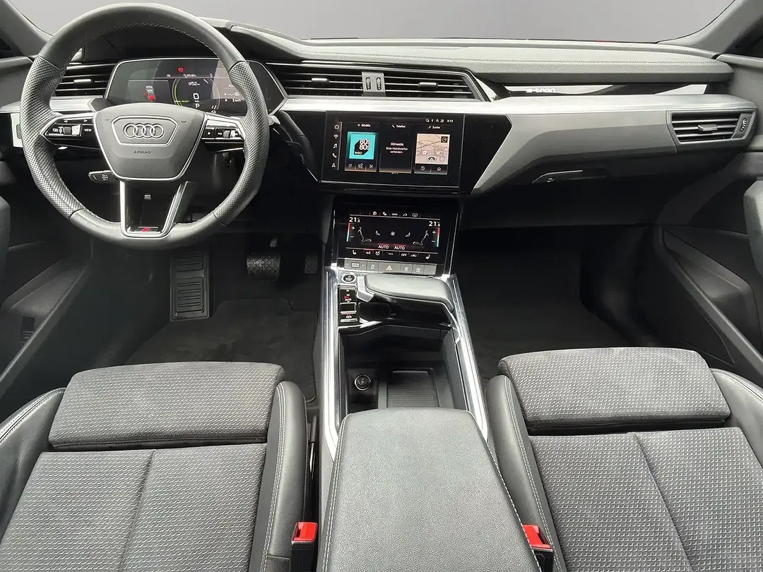 Audi e-tron 55 quattro S line - Thumbnail 13