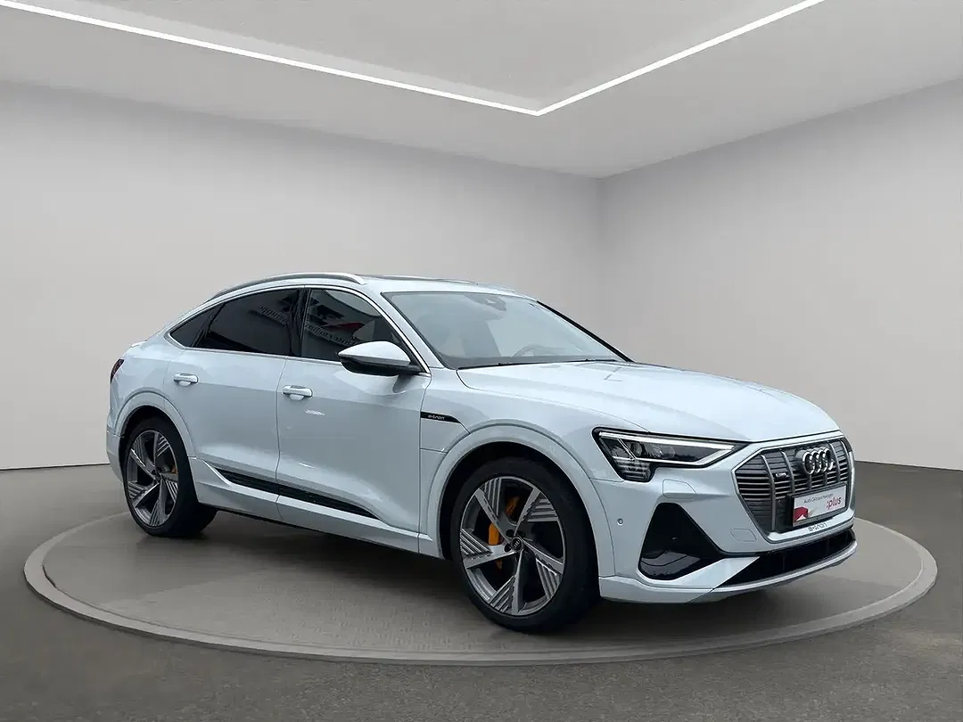 Audi e-tron 55 quattro S line - foto 2