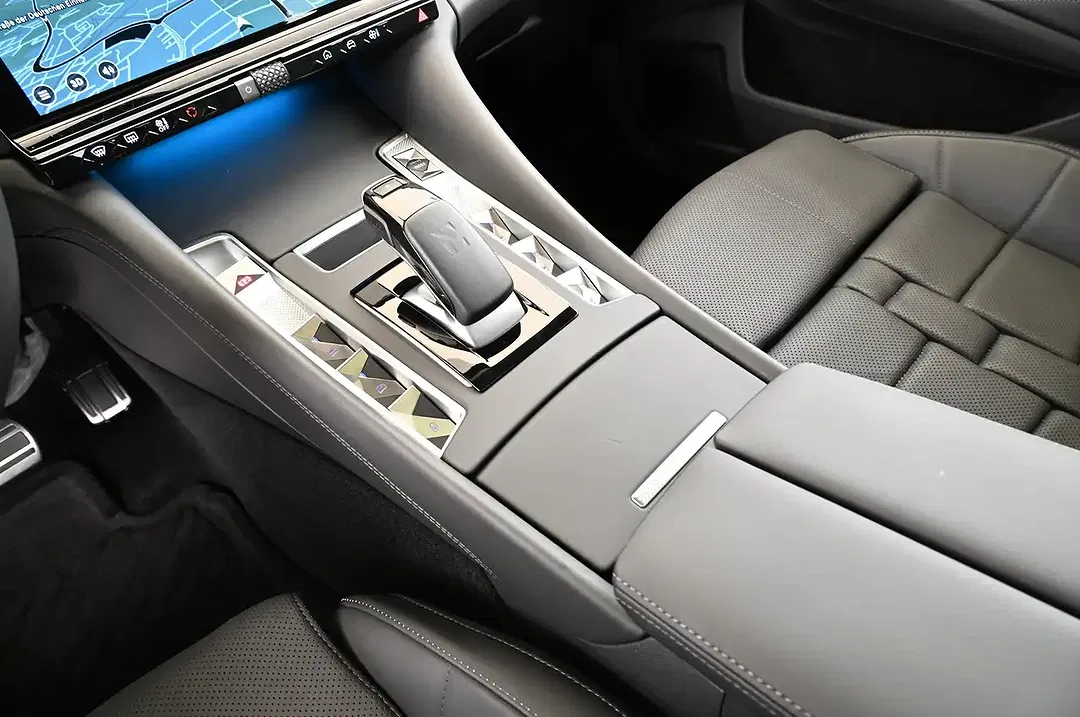 DS Automobiles DS 9 - Thumbnail 14