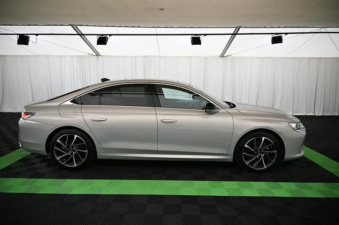 DS Automobiles DS 9 - Thumbnail 8