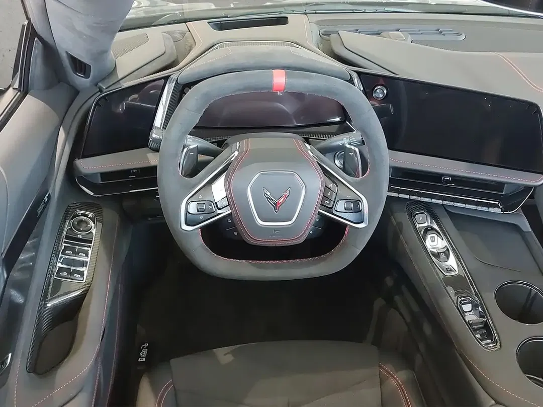 Corvette C8 Stingray Convertible 3LT - Thumbnail 10