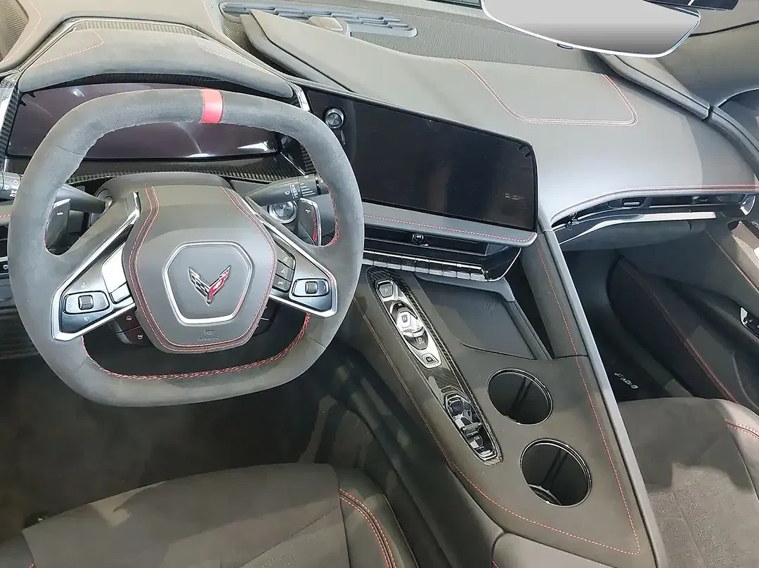 Corvette C8 Stingray Convertible 3LT - Thumbnail 13