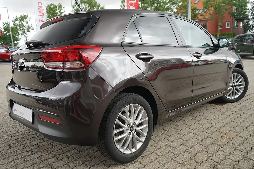 Kia Rio 1.2 Dream Team - Thumbnail 12