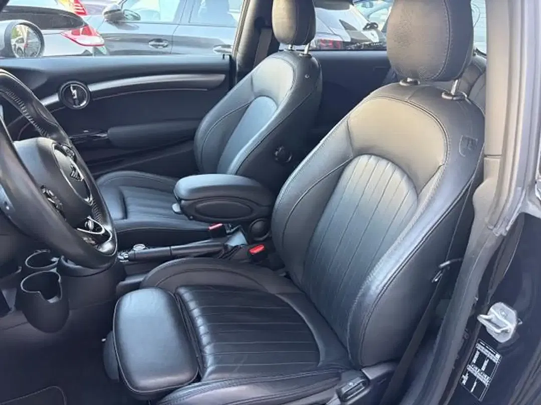 MINI Cooper S - Thumbnail 6