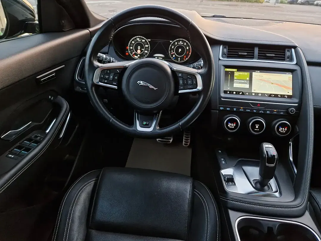 Jaguar E-Pace P300 4x4 R-Dynamic Black - Thumbnail 18