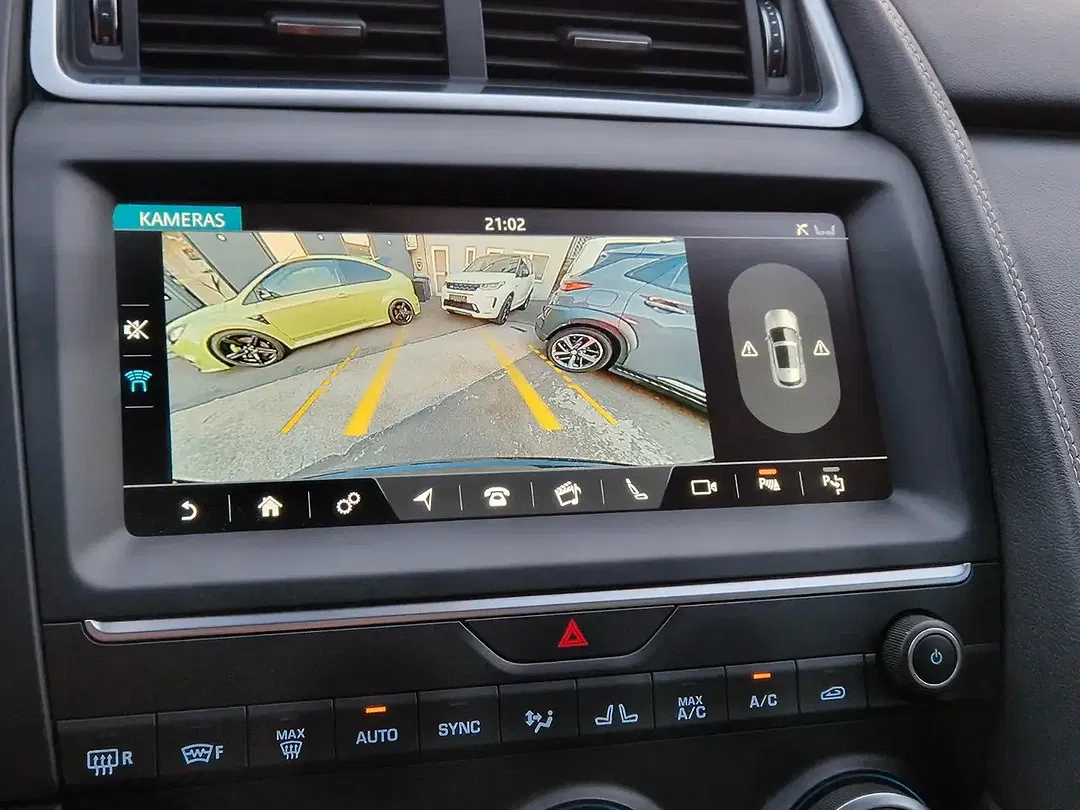 Jaguar E-Pace P300 4x4 R-Dynamic Black - Thumbnail 22