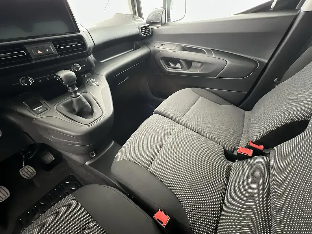 Opel Combo - foto 15