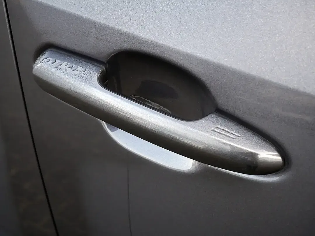 Toyota RAV 4 Hybrid Style - Thumbnail 12