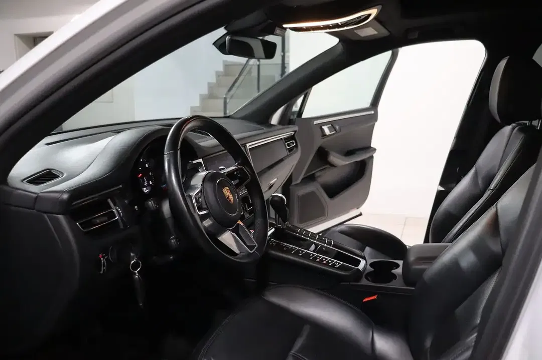 Porsche Macan - Thumbnail 5