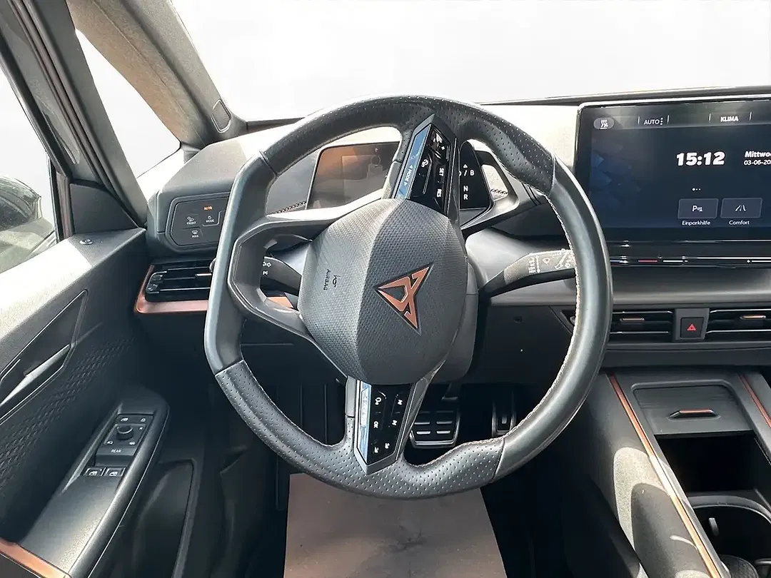 CUPRA Born - Thumbnail 9