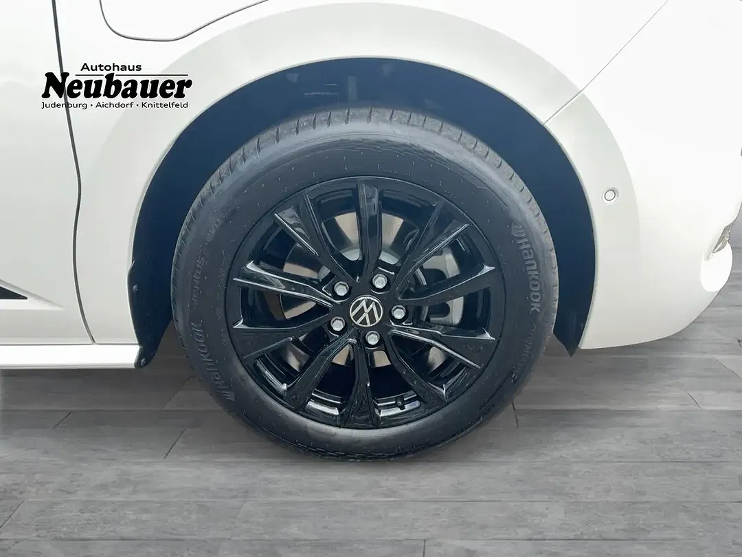 Volkswagen T7 Multivan eHybrid 4Motion Edition - Thumbnail 6
