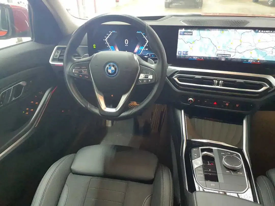 BMW 320 AUT Touring - Thumbnail 3