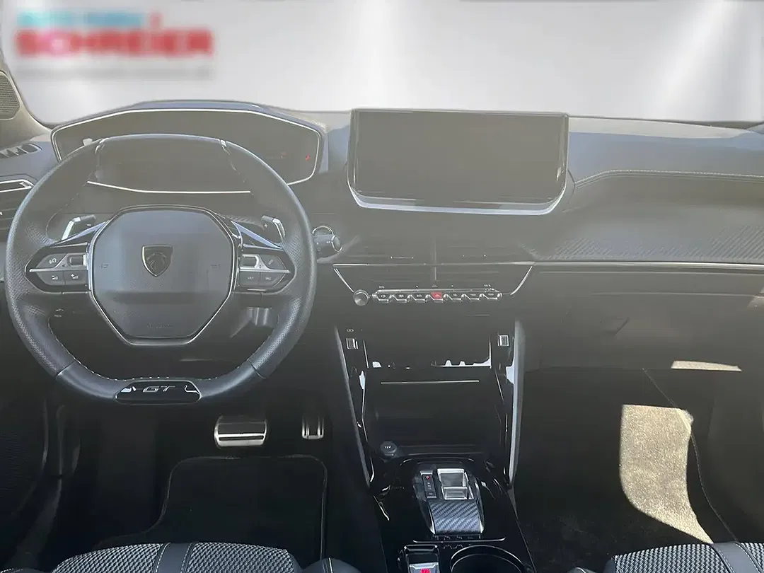Peugeot 2008 GT - Thumbnail 10